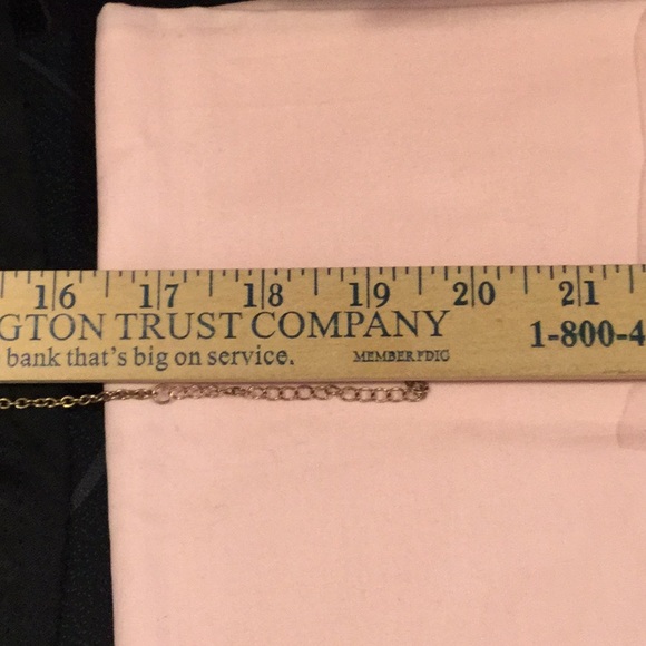 Gold Tone Necklace With White Stones - Picture 5 of 6